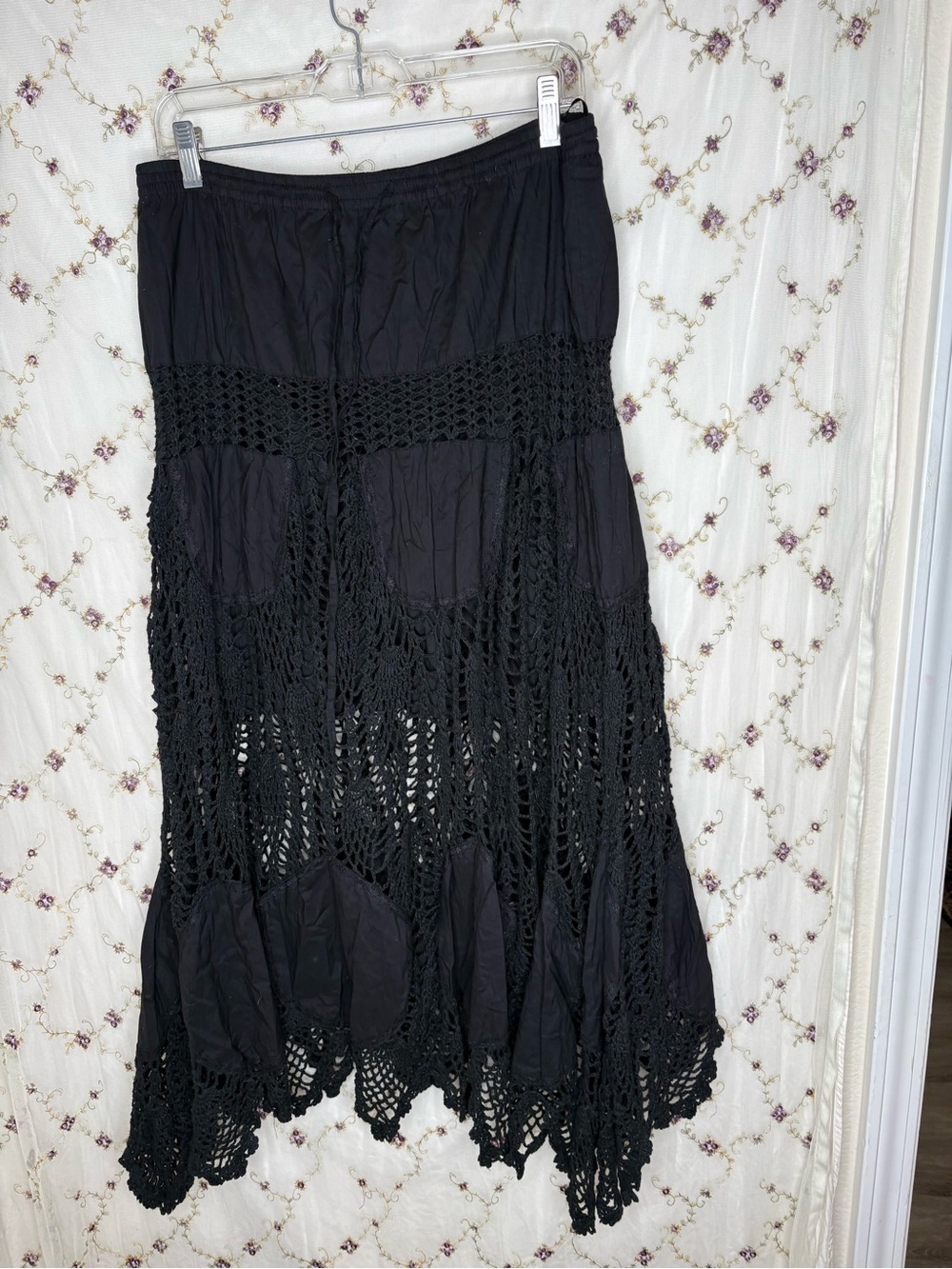 Women's Black Crochet-Panel Maxi Skirt